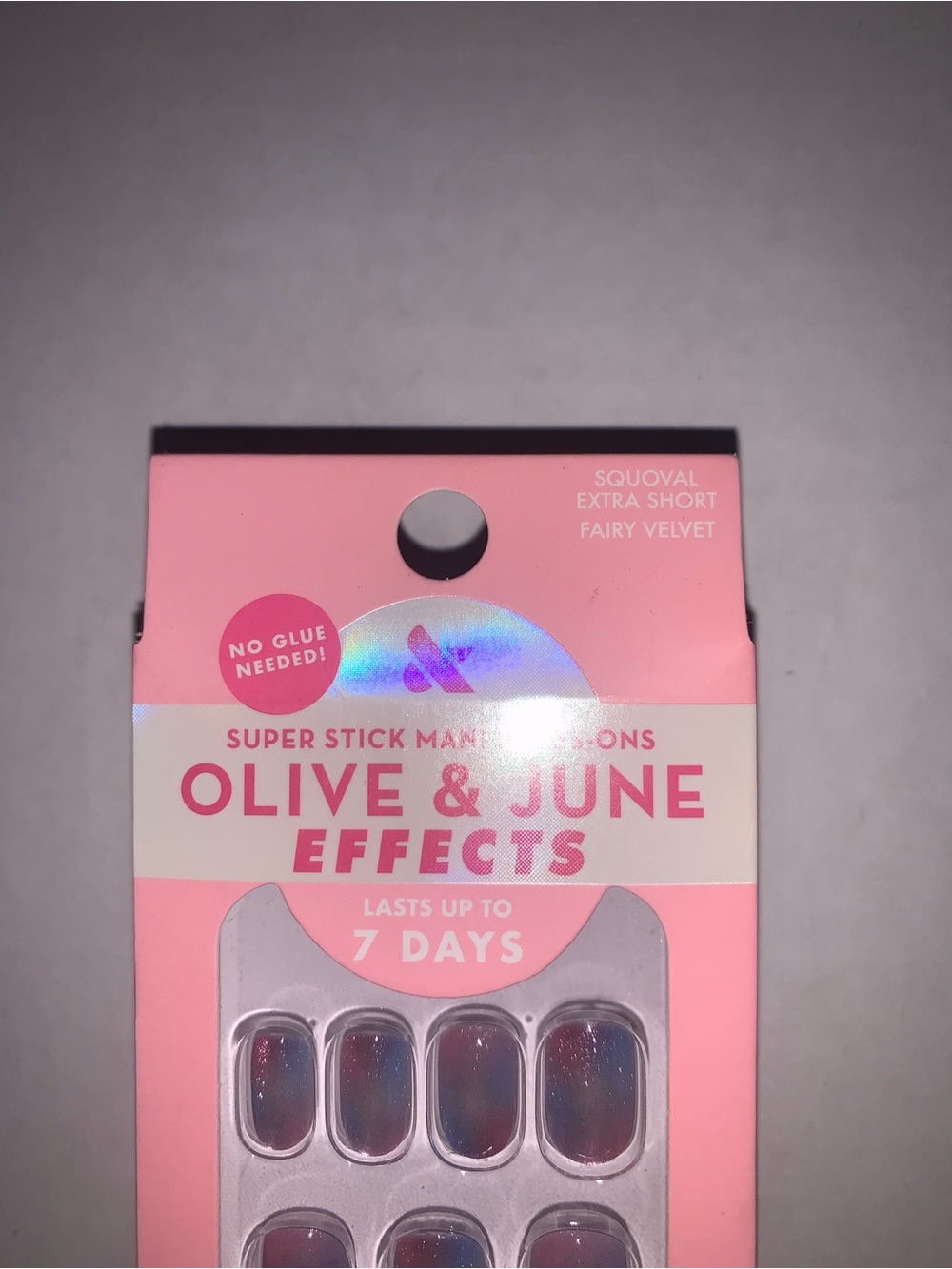 Olive & June Effects Super Stick Press-On Nails — Pink Iridescent - Picture 3 of 3